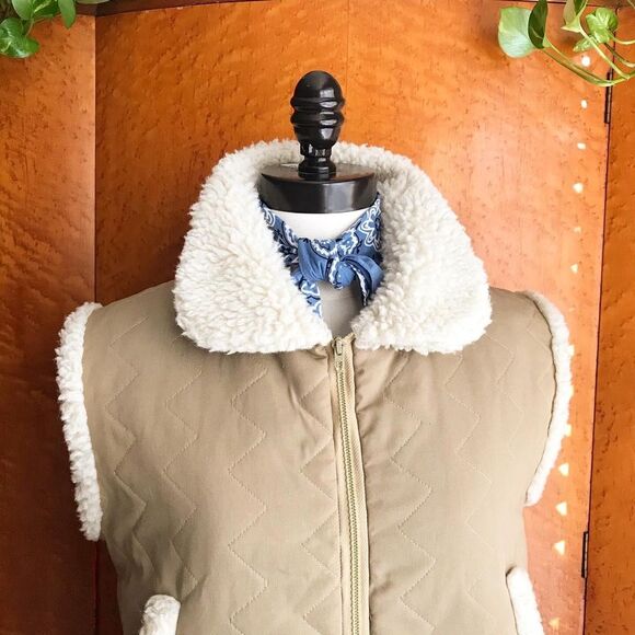 SHERPA LINED 70’s Vintage Khaki Tan Quilted Vest M - Picture 5 of 10